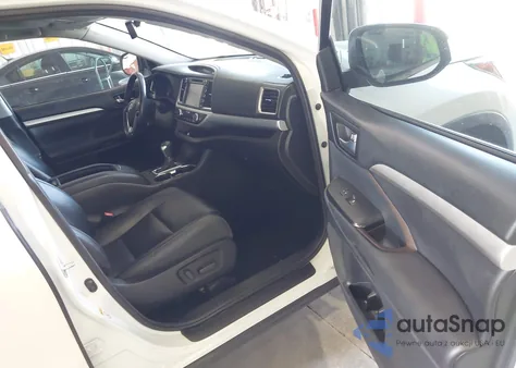 2018 Toyota Highlander Se/Xle z USA, uszkodzony, nr VIN 5TDKZRFH8JS543529